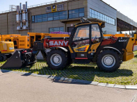 Sany STH1440Е